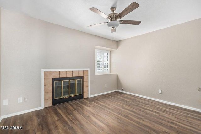 6920 W Morrow Drive, Glendale, AZ 85308