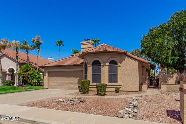 6920 W Morrow Drive, Glendale, AZ 85308