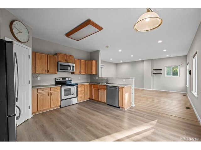 1742 Preston Dr, Longmont, CO 80504