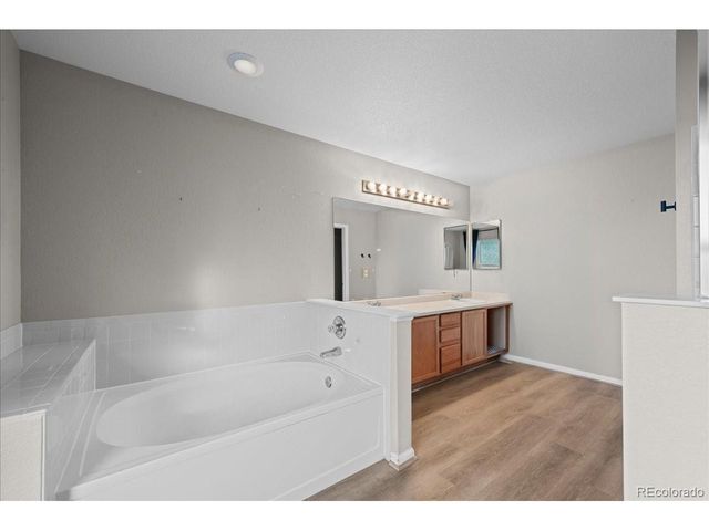1742 Preston Dr, Longmont, CO 80504