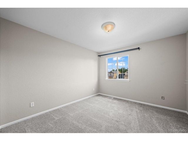 1742 Preston Dr, Longmont, CO 80504