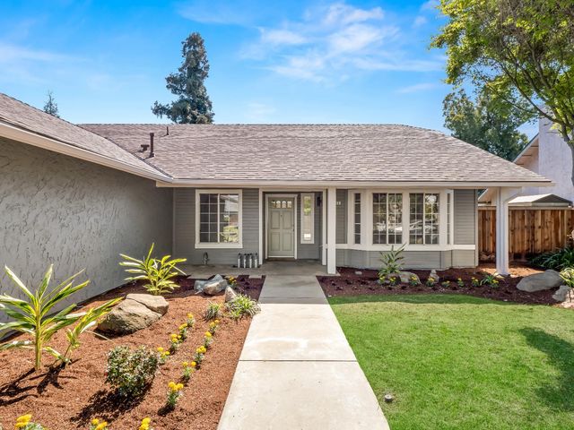 1115 W Minarets Avenue, Fresno, CA 93650