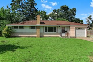 2018 54th Avenue N, Brooklyn Center, MN 55430