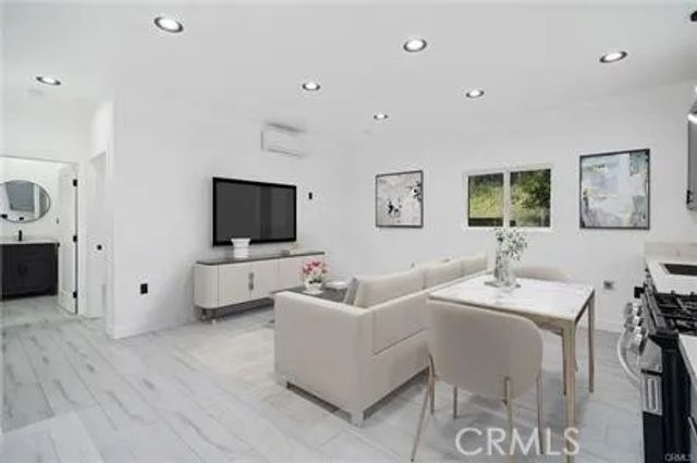 16602 Superior, Northridge, CA 91343