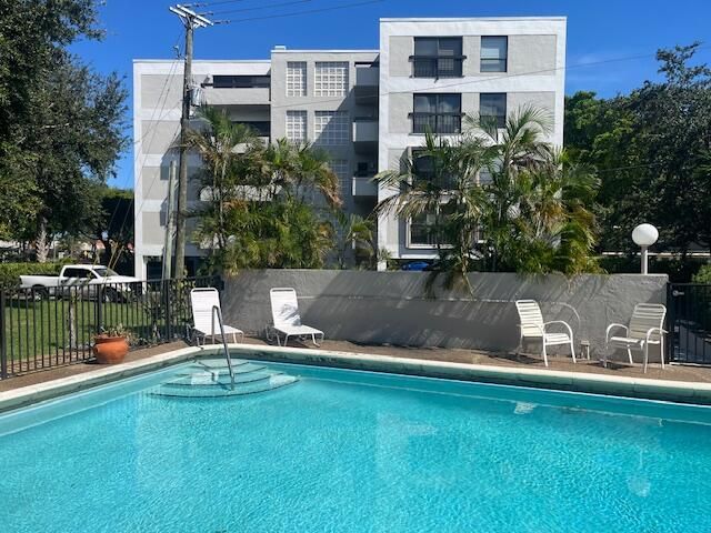 5495 NE 25th Avenue Apt 202, Fort Lauderdale, FL 33308