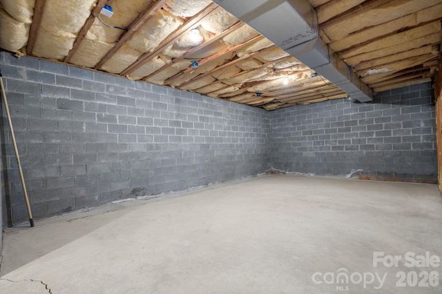 215 Browning Drive, Taylorsville, NC 28681