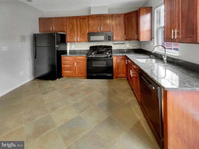 8517 TOWNE MANOR CT, Alexandria, VA 22309