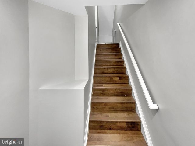 8517 TOWNE MANOR CT, Alexandria, VA 22309