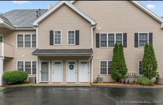 663 West Avenue A21, Milford, CT 06461
