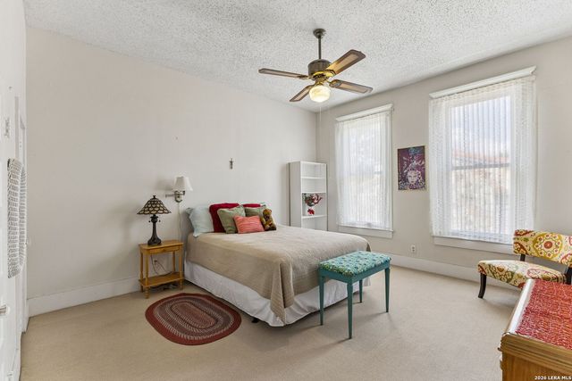 419 N RIVER ST, Seguin, TX 78155