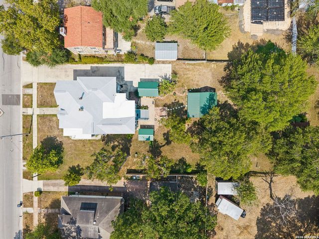 419 N RIVER ST, Seguin, TX 78155
