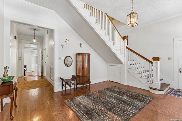 419 N RIVER ST, Seguin, TX 78155