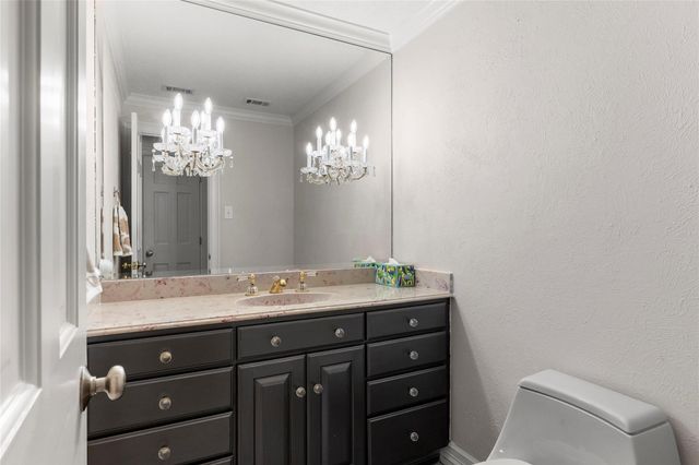 6335 W Northwest Highway 918, Dallas, TX 75225