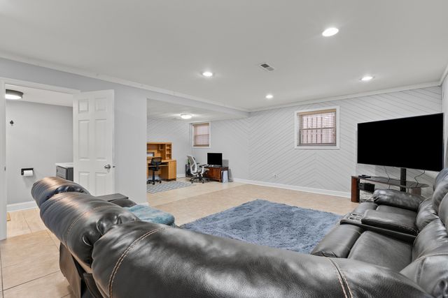 16647 Tower Court, Tinley Park, IL 60477