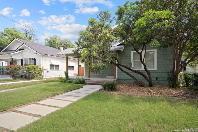 206 W HIGH AVE, San Antonio, TX 78210