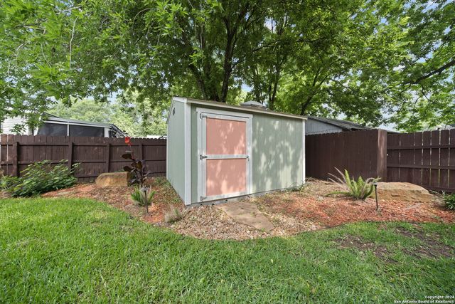 206 W HIGH AVE, San Antonio, TX 78210