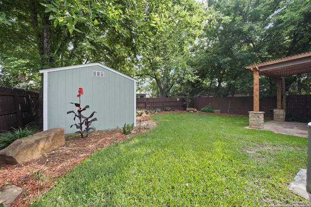 206 W HIGH AVE, San Antonio, TX 78210