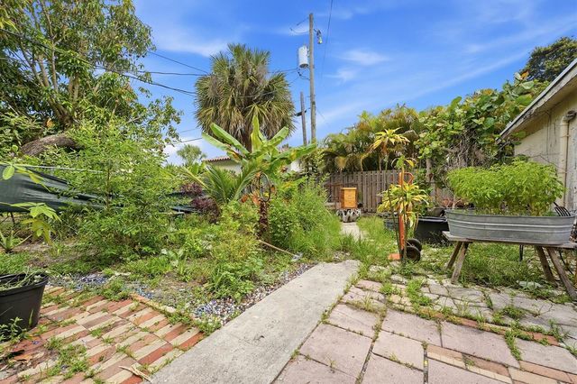 515 Biscayne Drive, West Palm Beach, FL 33401