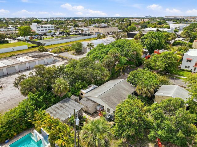 515 Biscayne Drive, West Palm Beach, FL 33401