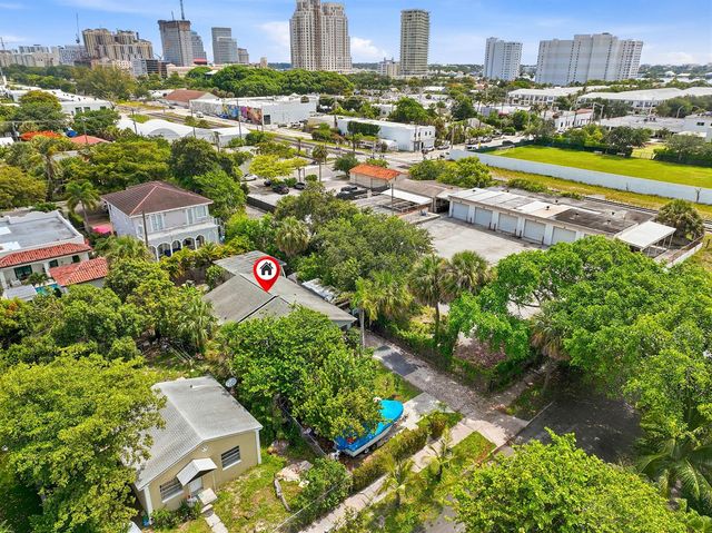 515 Biscayne Drive, West Palm Beach, FL 33401