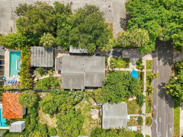 515 Biscayne Drive, West Palm Beach, FL 33401