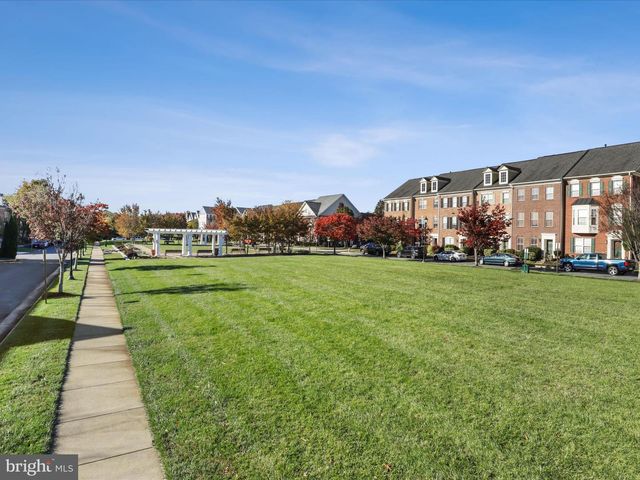 4815 DASHIELL PL, Woodbridge, VA 22192