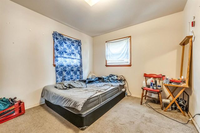 1410 HICKORY LANE, New Holstein, WI 53061