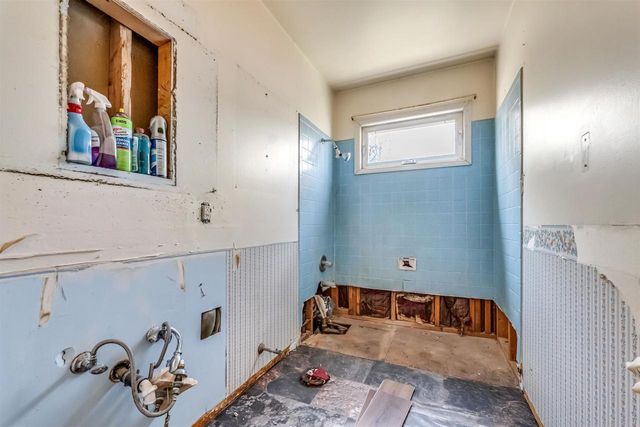 1410 HICKORY LANE, New Holstein, WI 53061