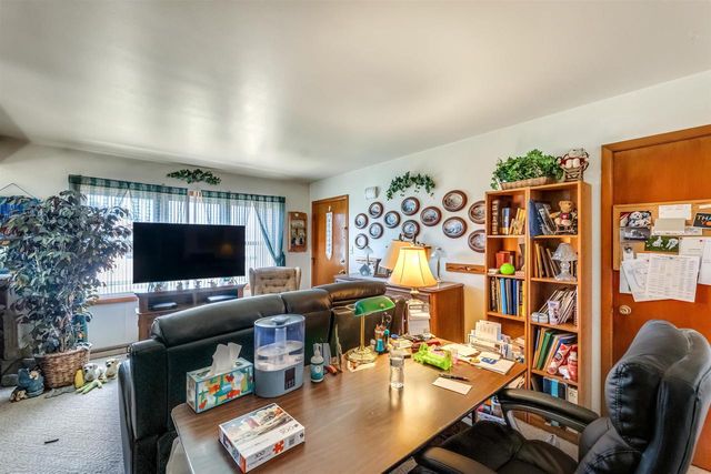 1410 HICKORY LANE, New Holstein, WI 53061