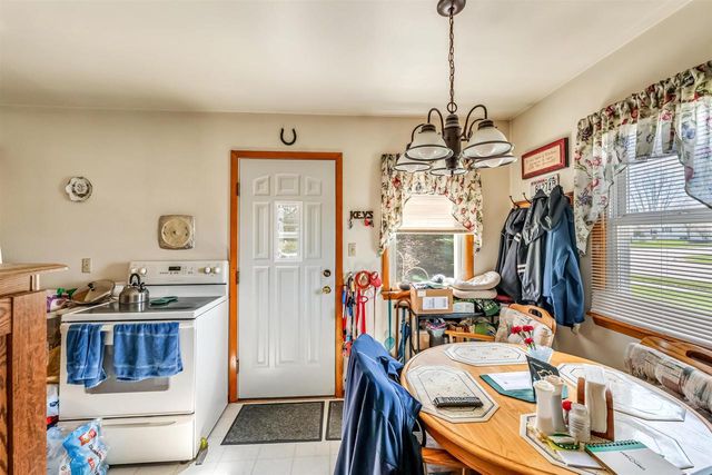 1410 HICKORY LANE, New Holstein, WI 53061