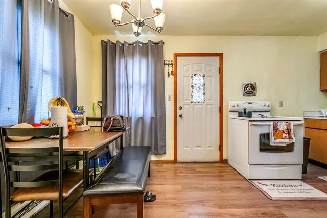 1410 HICKORY LANE, New Holstein, WI 53061