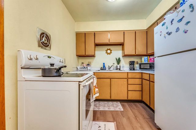1410 HICKORY LANE, New Holstein, WI 53061