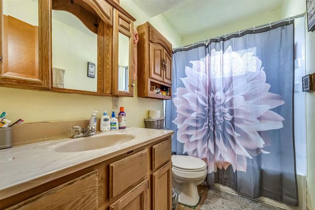 1410 HICKORY LANE, New Holstein, WI 53061