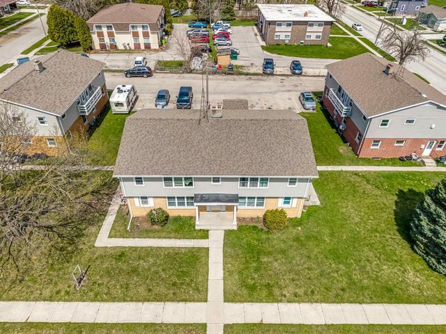 1410 HICKORY LANE, New Holstein, WI 53061
