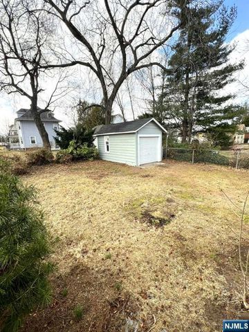 140 Raymond Street, Hasbrouck Heights, NJ 07604