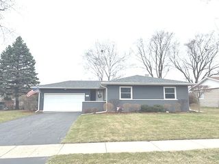 1242 N Linden Avenue, Palatine, IL 60074