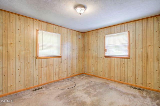 264 Terrace Avenue, Gate City, VA 24251