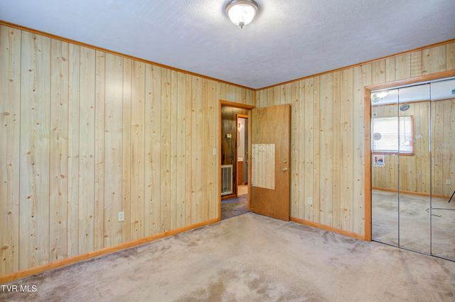 264 Terrace Avenue, Gate City, VA 24251