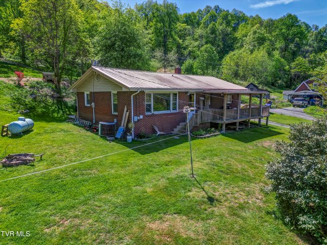 264 Terrace Avenue, Gate City, VA 24251