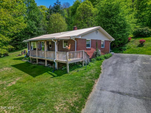 264 Terrace Avenue, Gate City, VA 24251