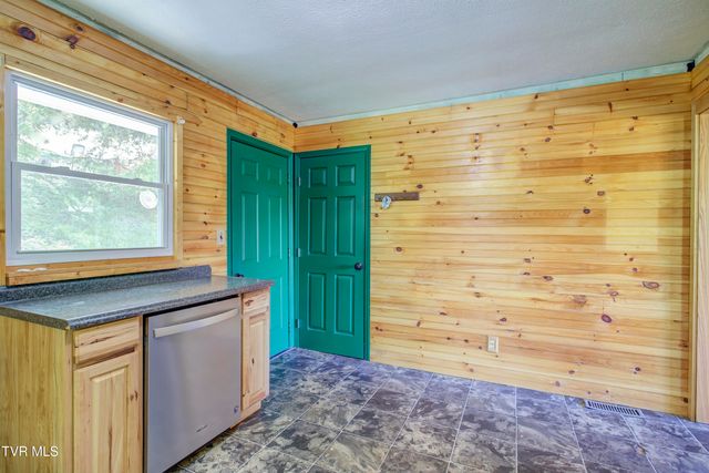 264 Terrace Avenue, Gate City, VA 24251