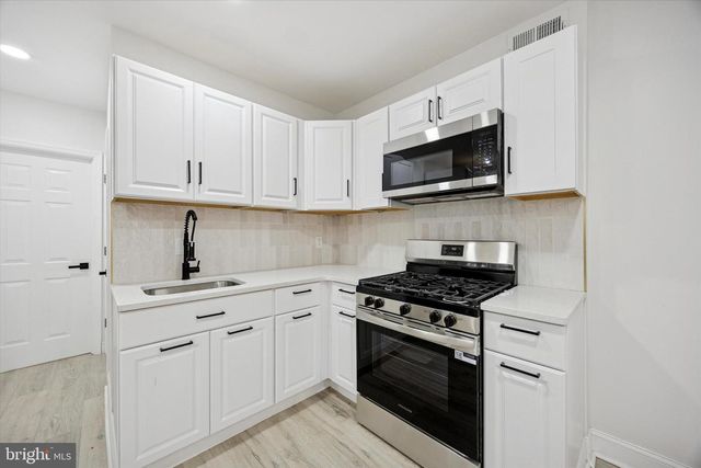 3241 N ETTING ST, Philadelphia, PA 19129