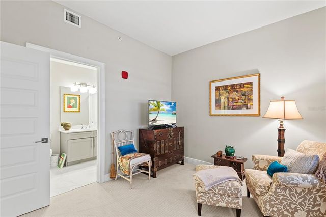 16300 COUNTY ROAD 455 704, Montverde, FL 34756