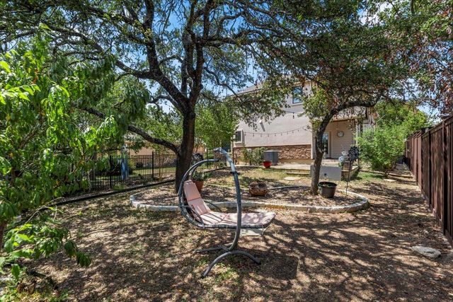 13904 Ashton Woods CIR 24, Austin, TX 78727