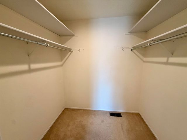 9924 N Woodridge Dr, Spokane, WA 99208