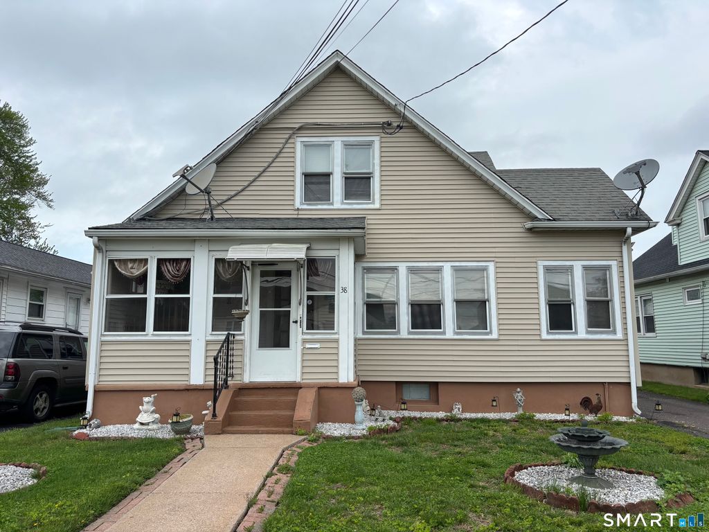 38 Layton Street, West Hartford, CT 06110