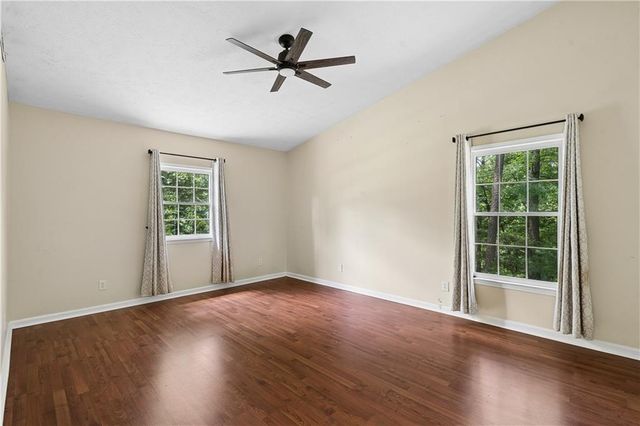 2735 Old Ivy Court, Buford, GA 30519