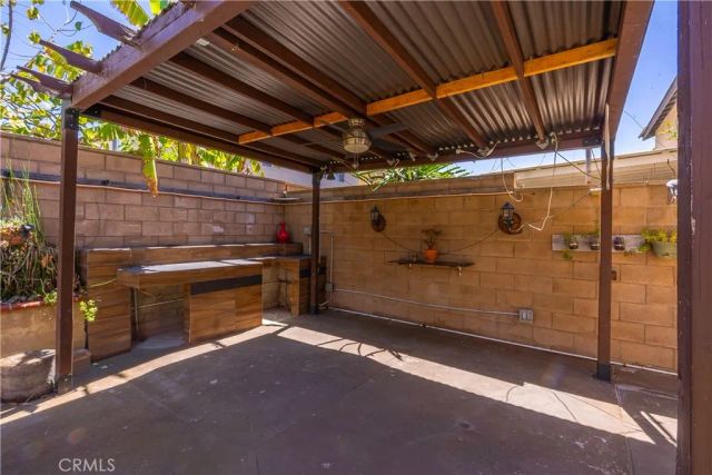 612 S Halliday St, Anaheim, CA 92804