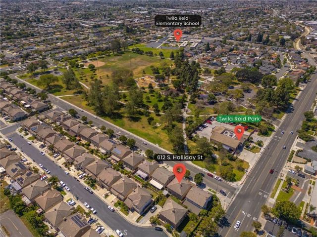 612 S Halliday St, Anaheim, CA 92804
