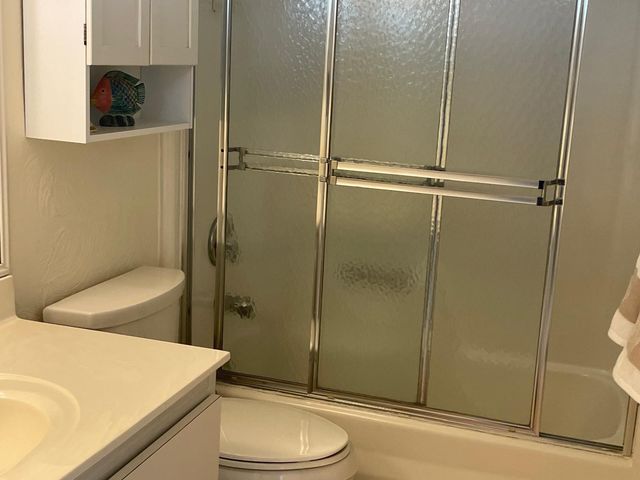 2520 NE 1st Court 411, Boynton Beach, FL 33435